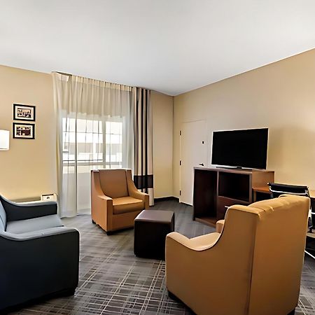 Comfort Inn Roswell-Dunwoody Экстерьер фото