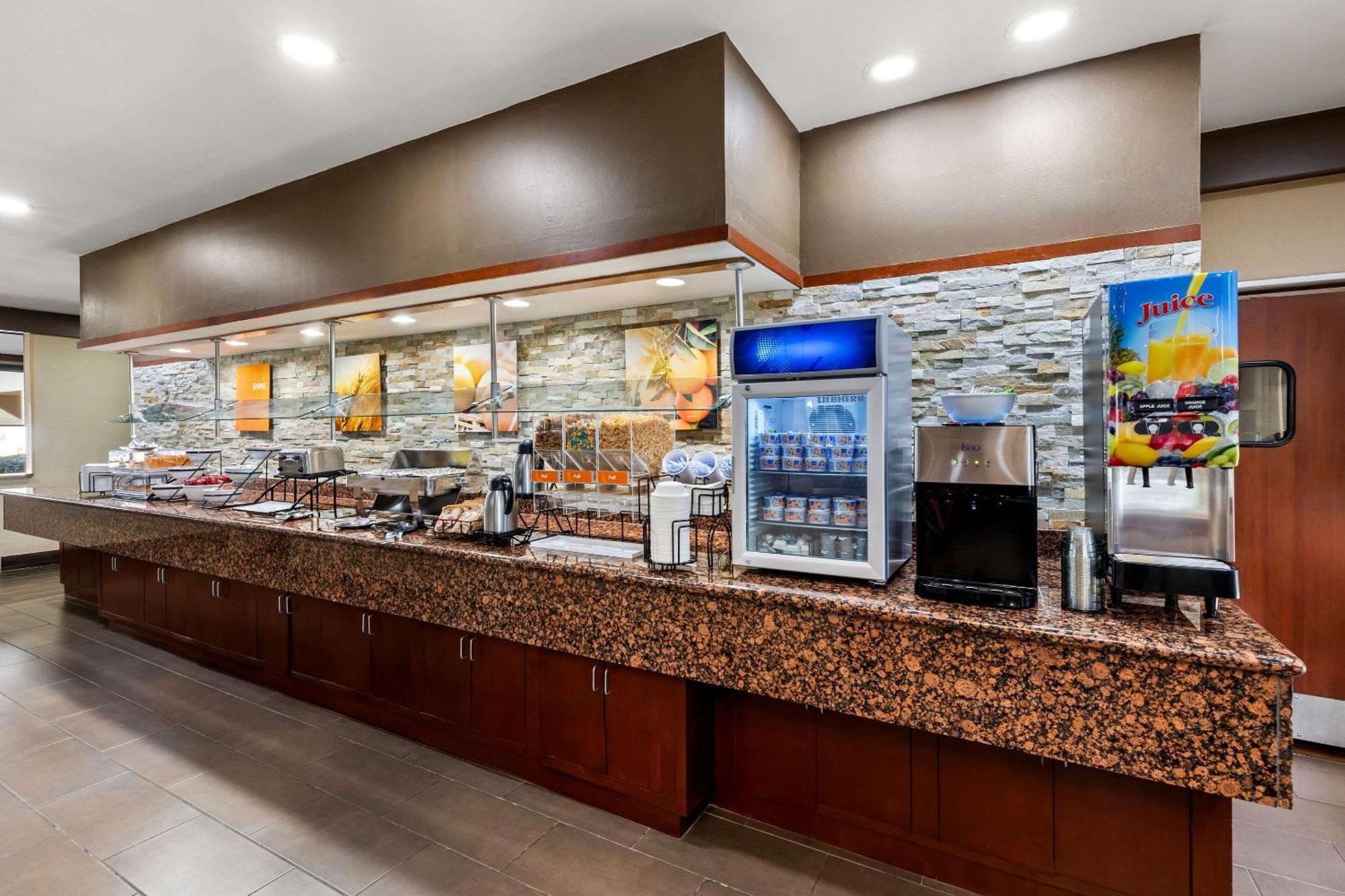 Comfort Inn Roswell-Dunwoody Экстерьер фото