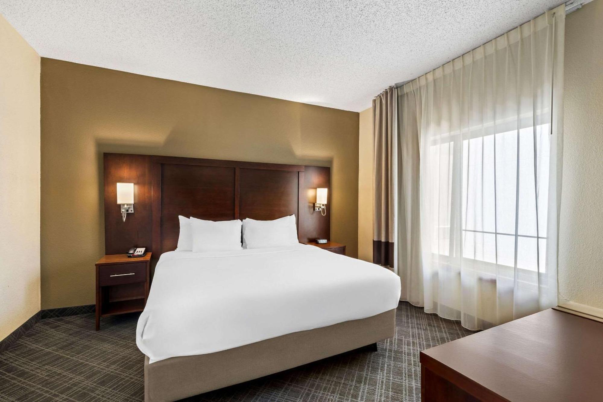 Comfort Inn Roswell-Dunwoody Экстерьер фото