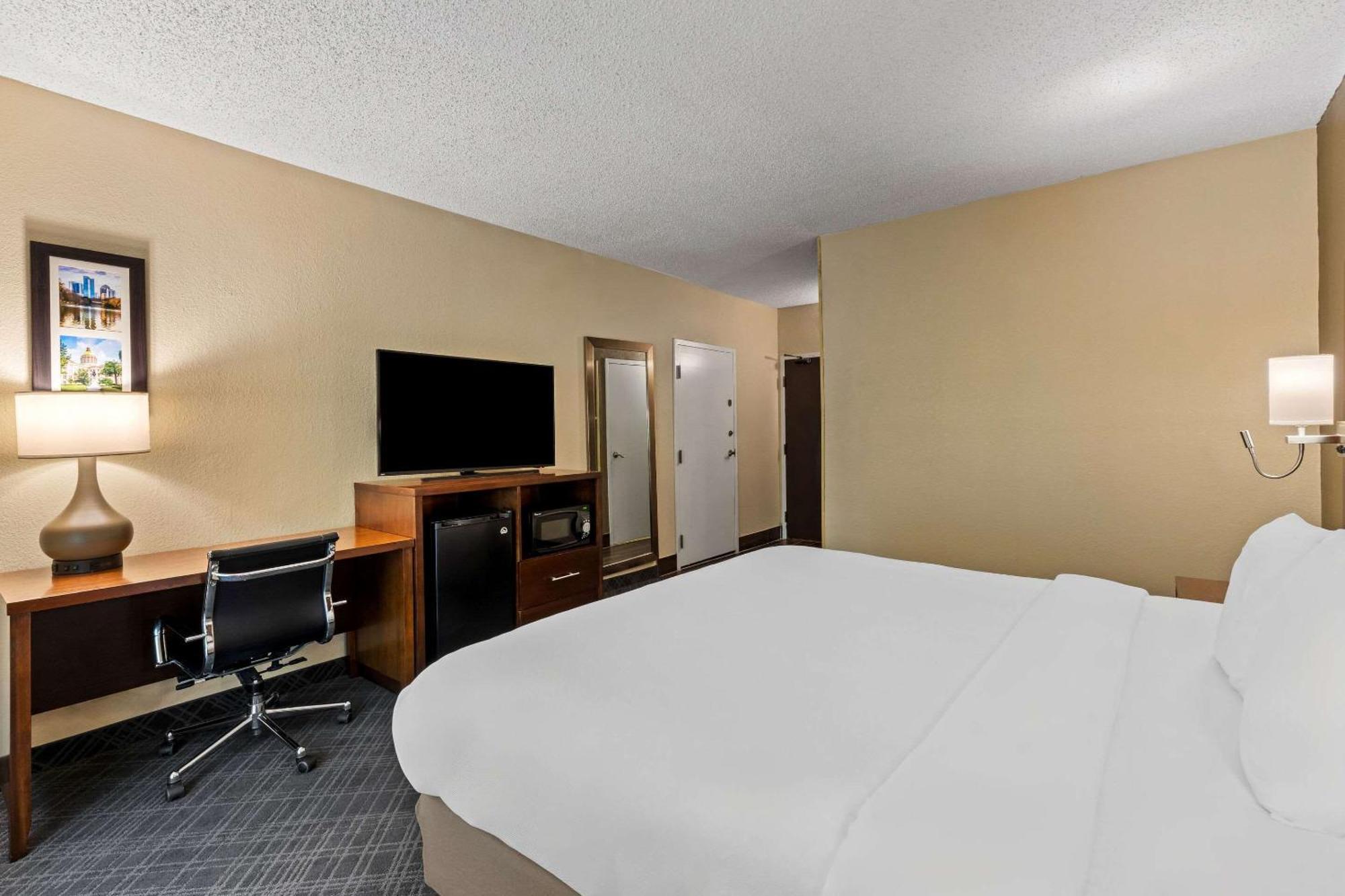Comfort Inn Roswell-Dunwoody Экстерьер фото