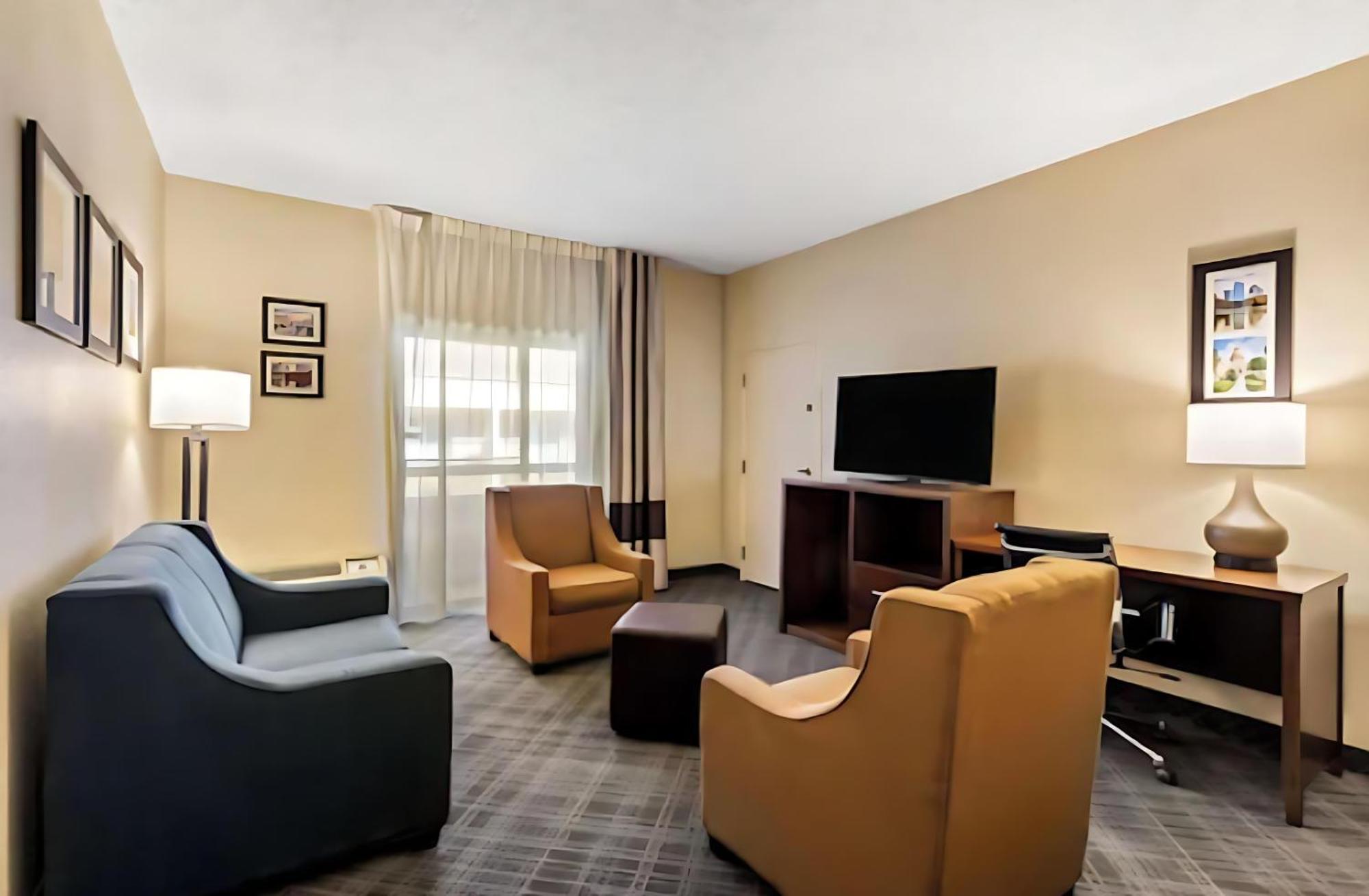 Comfort Inn Roswell-Dunwoody Экстерьер фото